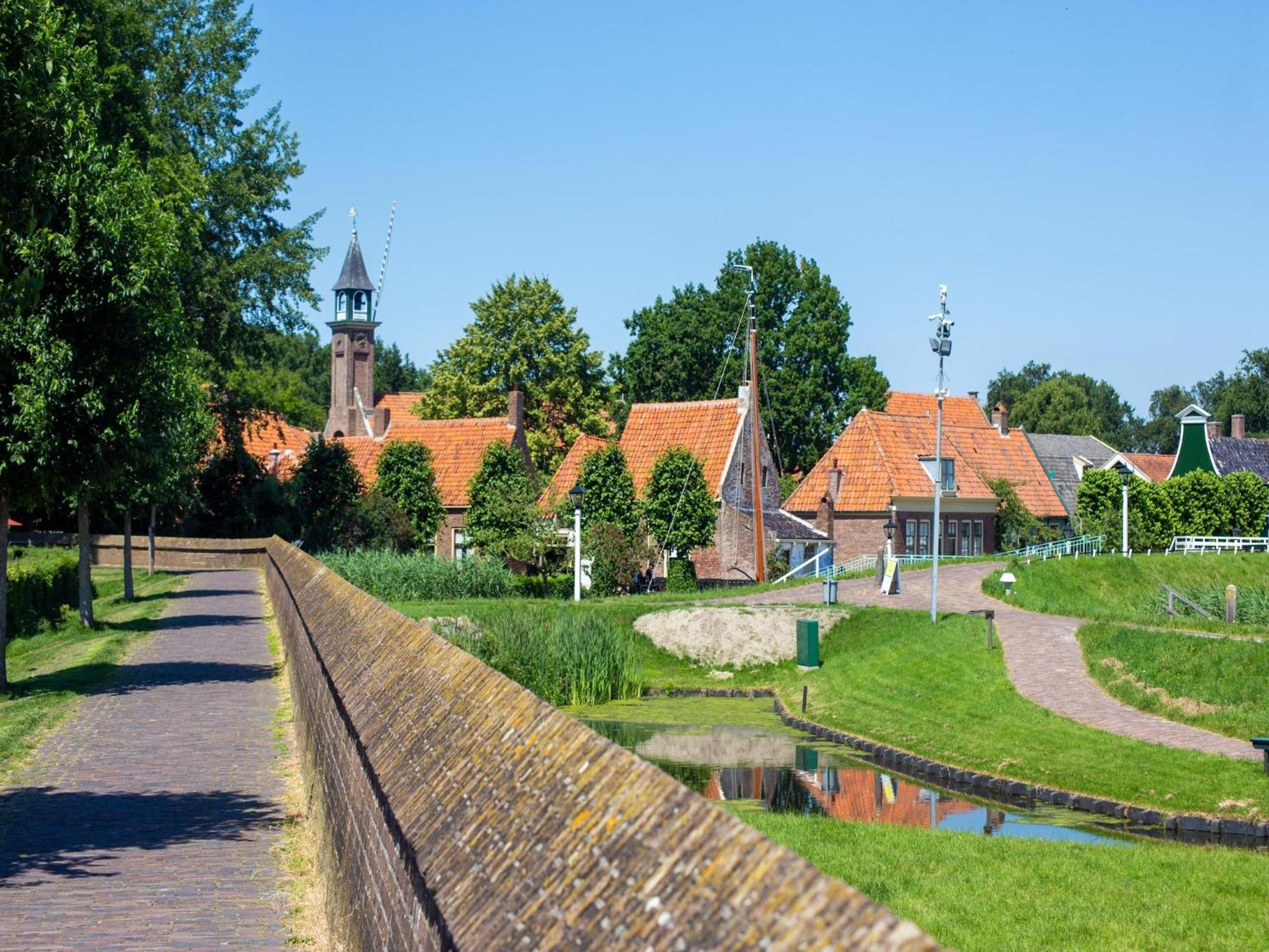 Holiday Home With Terrace Enkhuizen Exterior photo