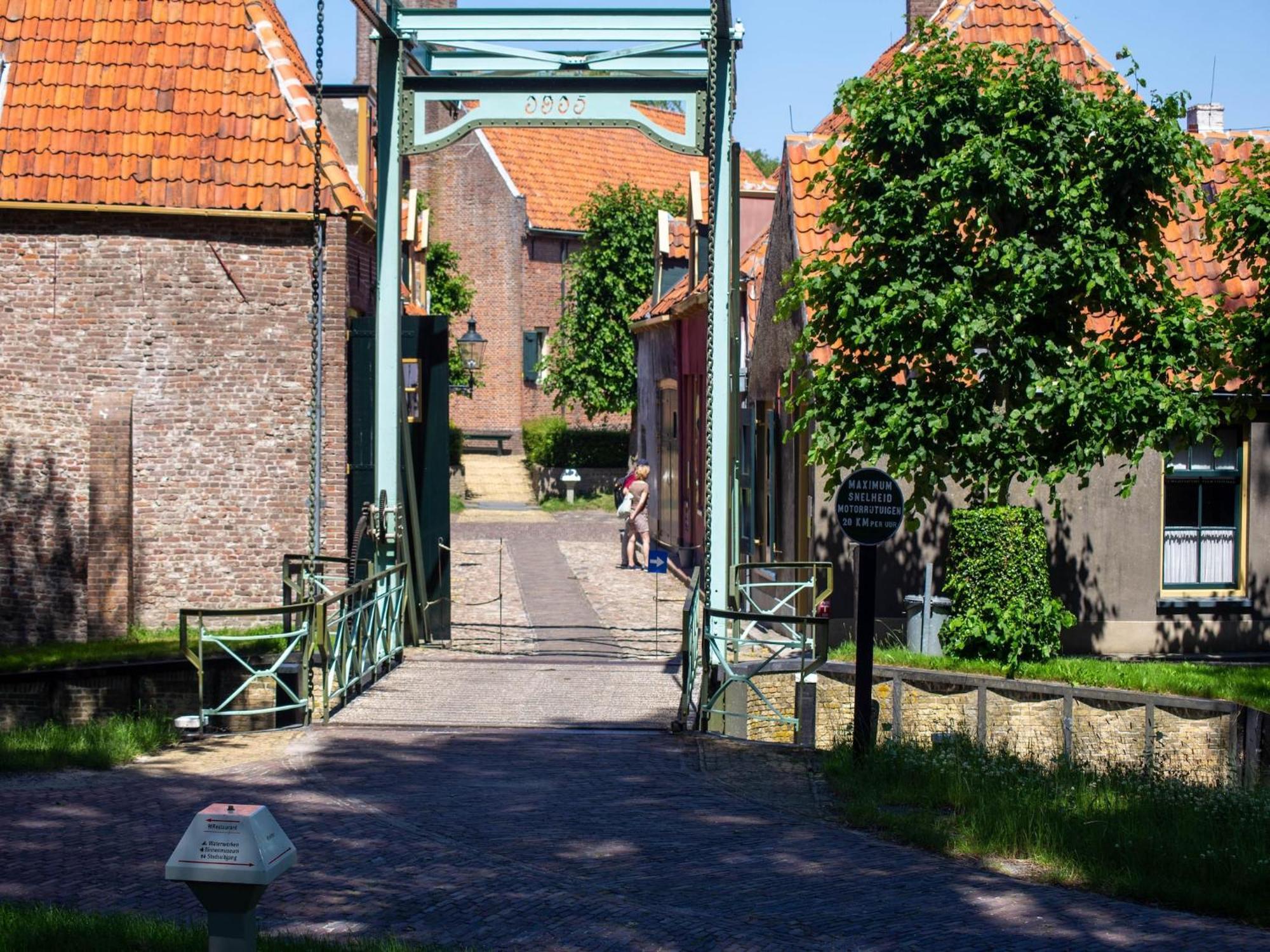 Holiday Home With Terrace Enkhuizen Exterior photo